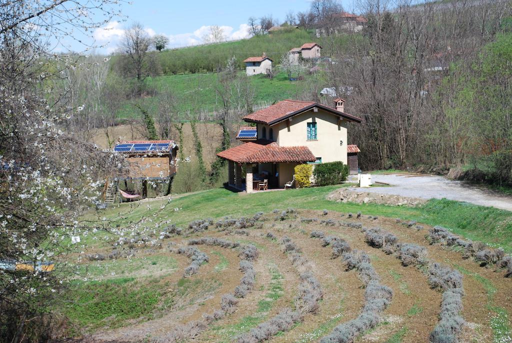 Ecolodge Langhe Cherasco Buitenkant foto