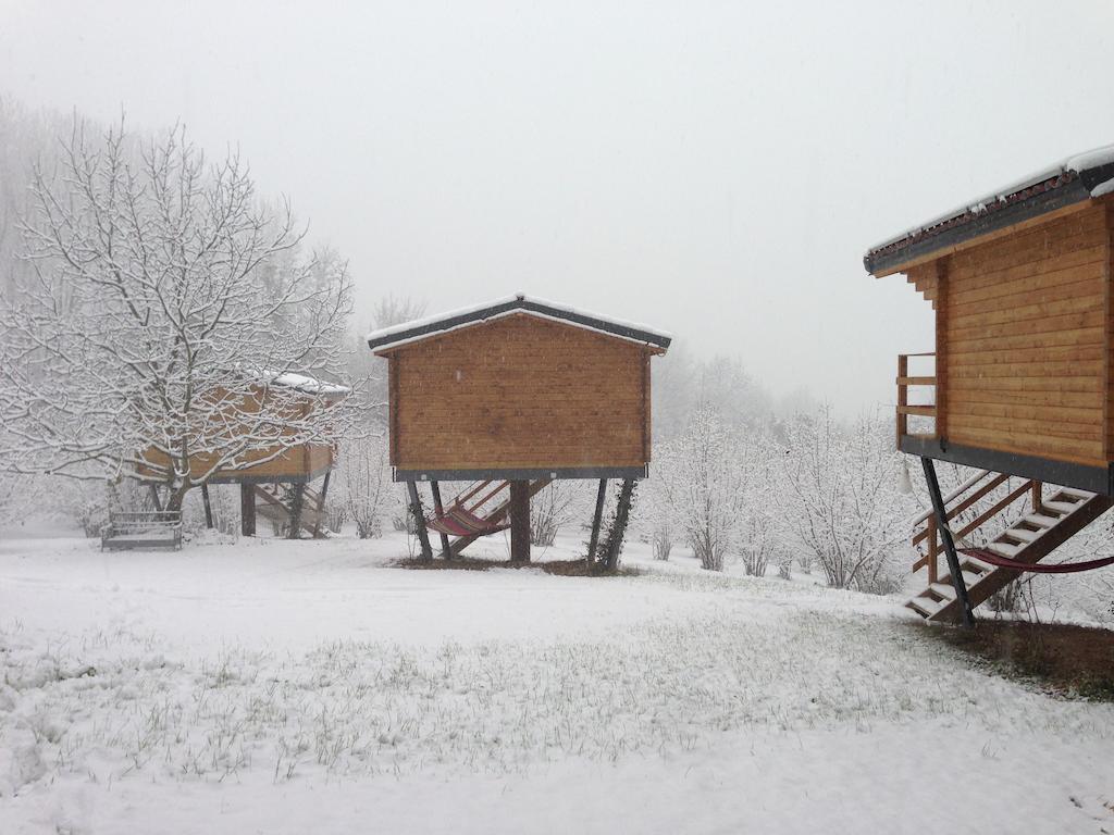 Ecolodge Langhe Cherasco Buitenkant foto