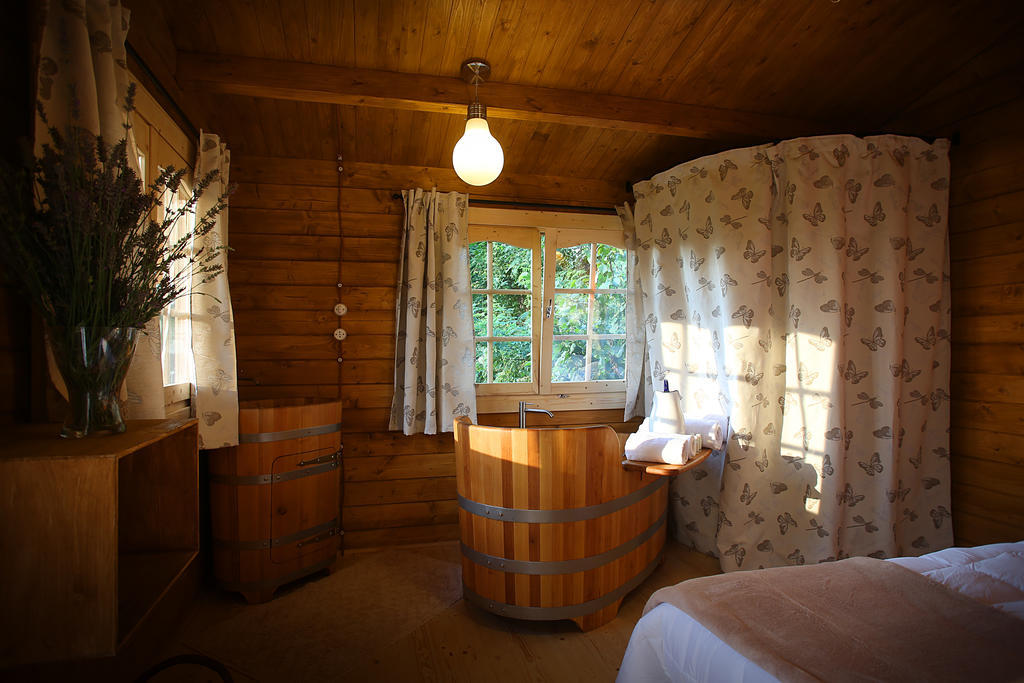 Ecolodge Langhe Cherasco Buitenkant foto
