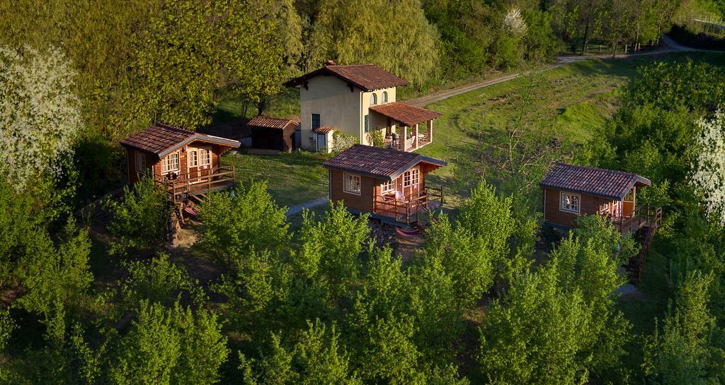 Ecolodge Langhe Cherasco Buitenkant foto